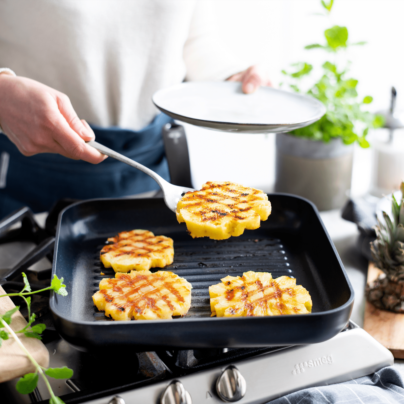 GreenPan Andorra vierkante Grillpan 28cm zwart met gebakken ananas